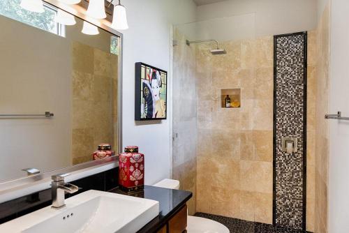 Bath Room 4