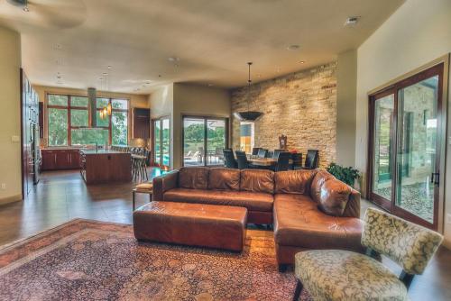 Contemporary Great Room
