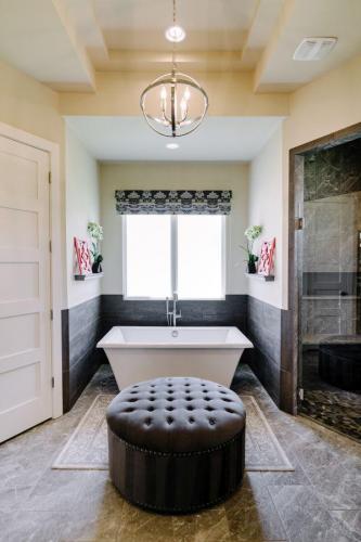 190712-JBB-Spec-Home-101626