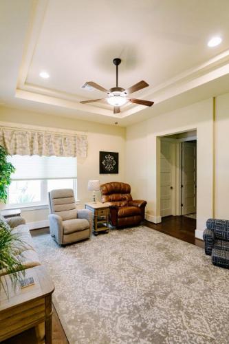 190712-JBB-Spec-Home-101692