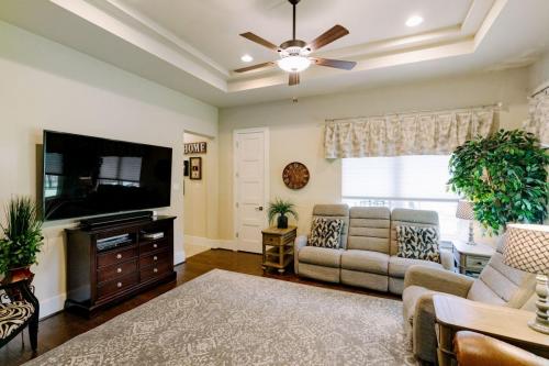 190712-JBB-Spec-Home-101693